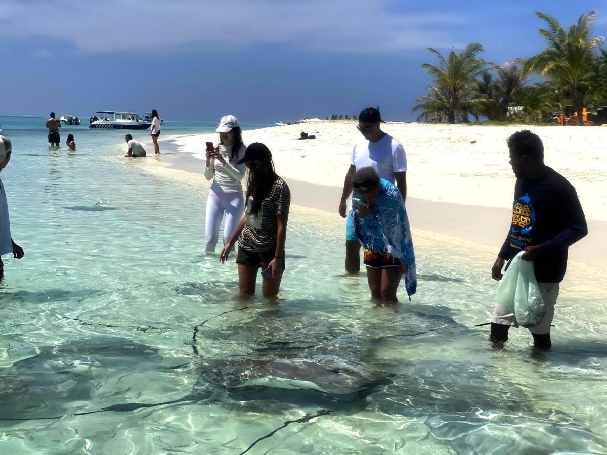 Adroit Beach Inn Guraidhoo (Kaafu Atoll) Exterior foto