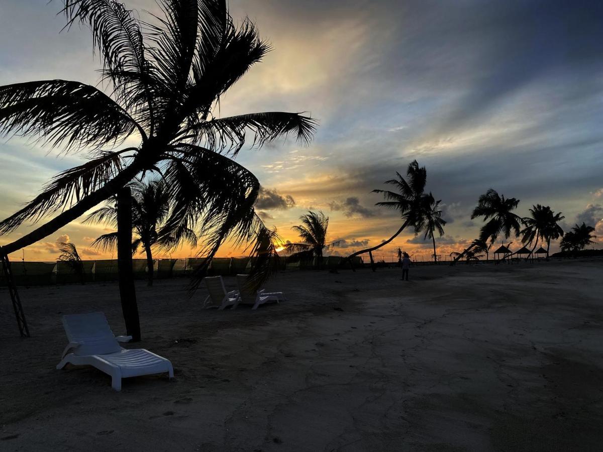 Adroit Beach Inn Guraidhoo (Kaafu Atoll) Exterior foto